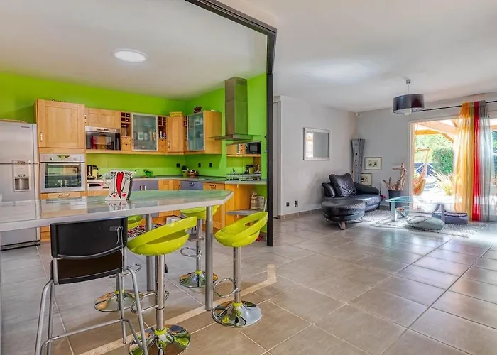 Maisonde Pour 8 Voyageurs Villa