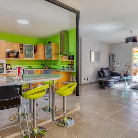 Maisonde Pour 8 Voyageurs Villa